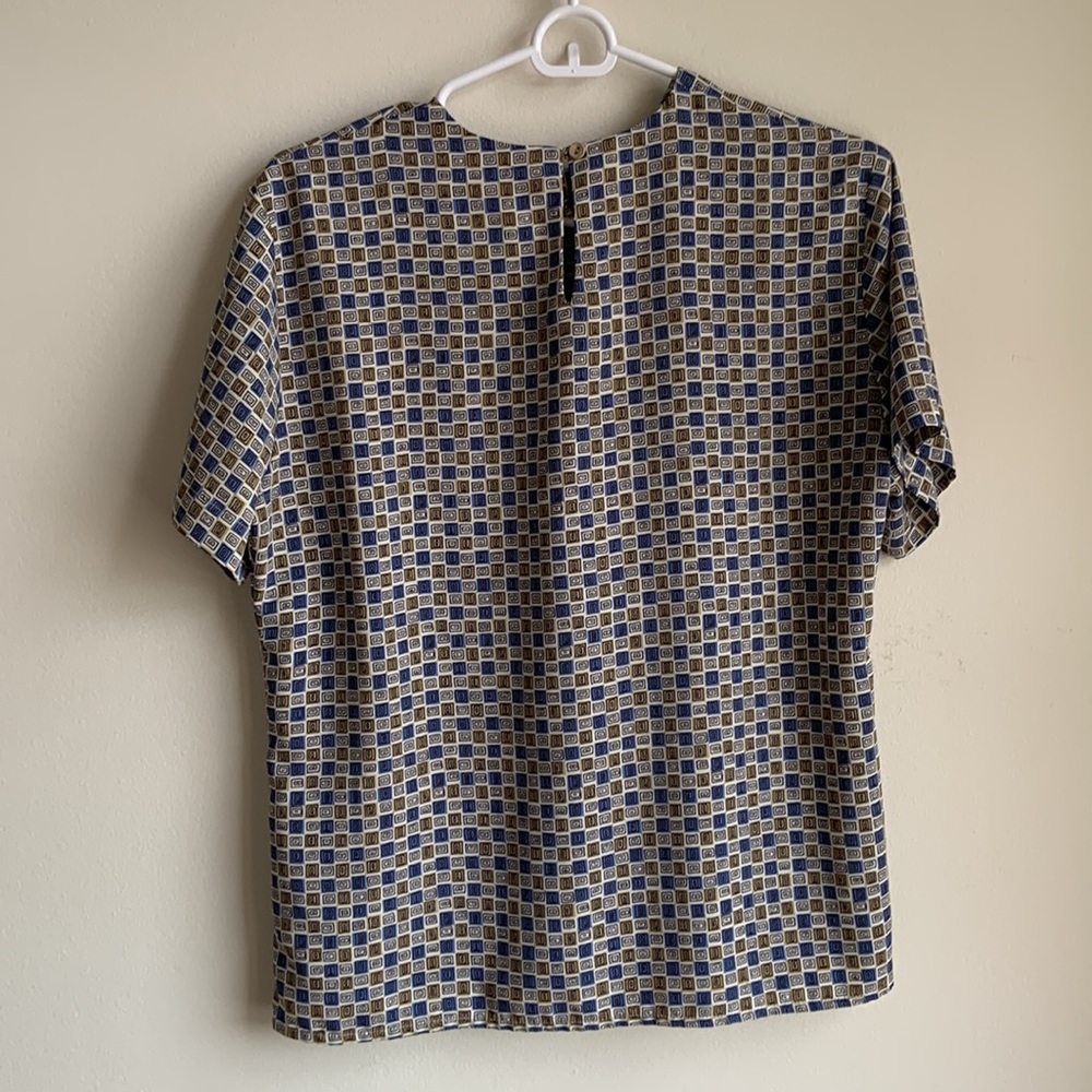 Vintage Geometric Pattern Blouse - image 3